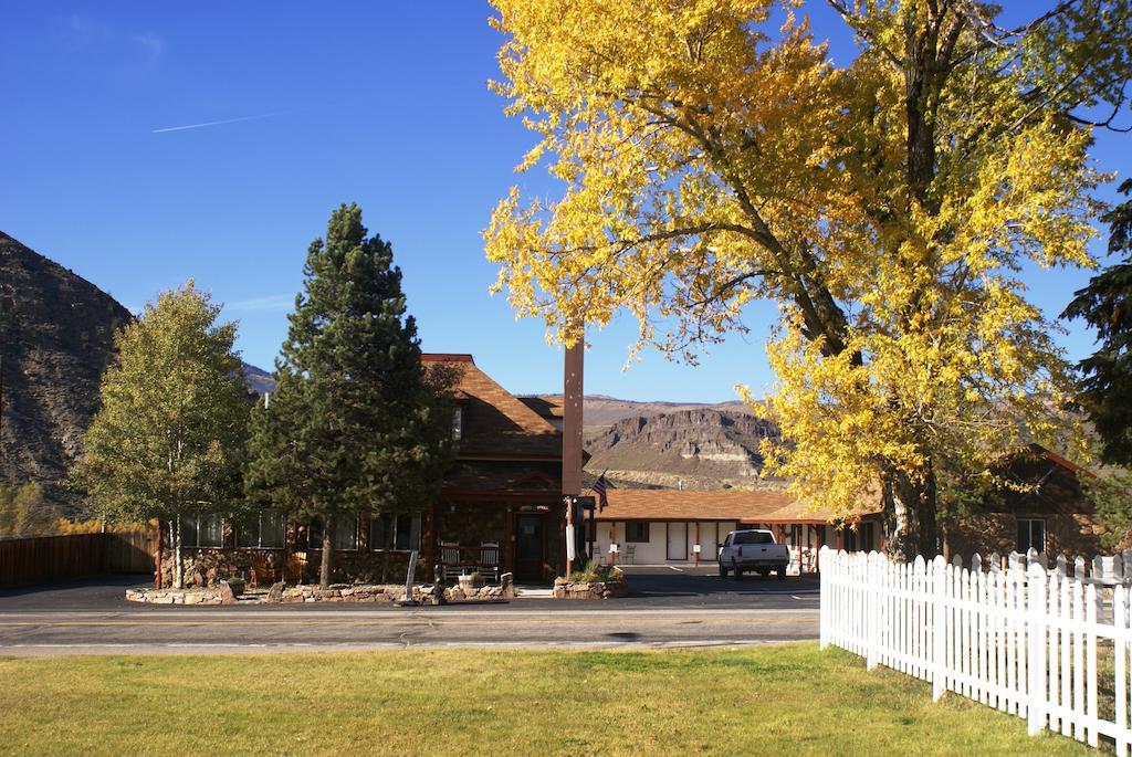 Canyon Motel Near Rocky Mountain National Park Hot Sulphur Springs Zewnętrze zdjęcie